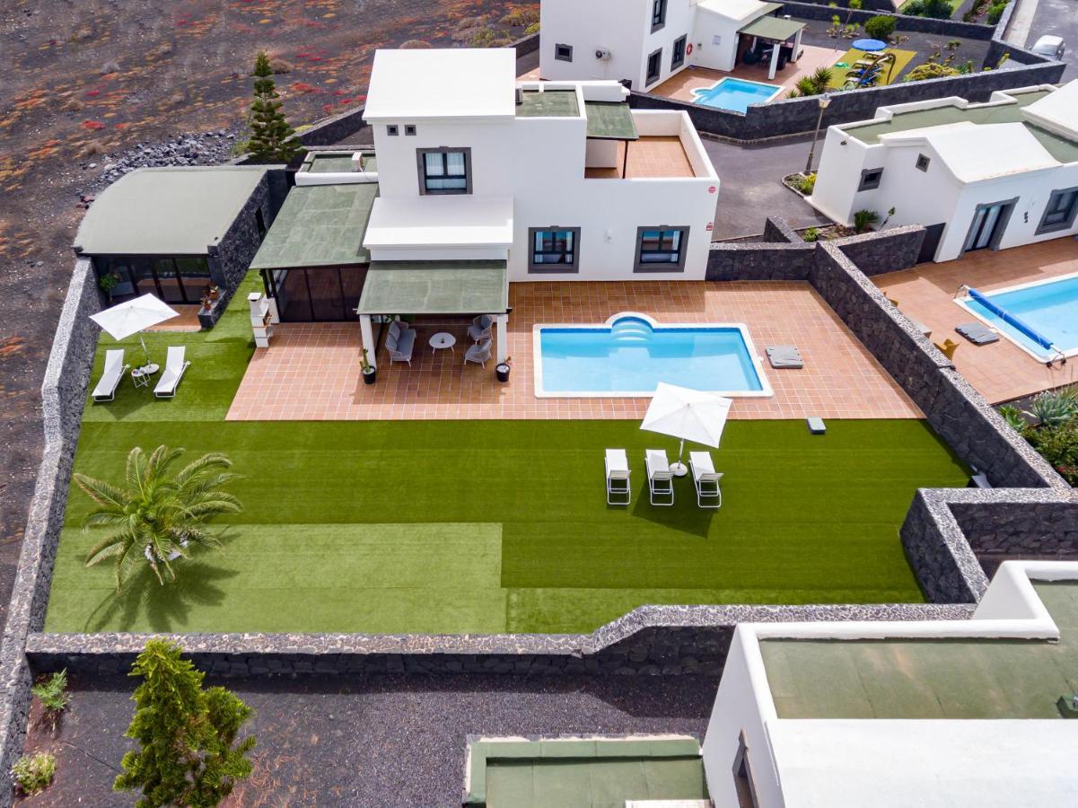 Lanzarote Villa Zafiro Game Room 16 Playa Blanca  Buitenkant foto