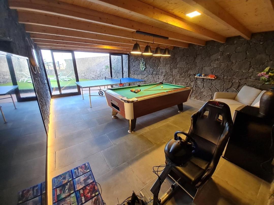Lanzarote Villa Zafiro Game Room 16 Playa Blanca  Buitenkant foto